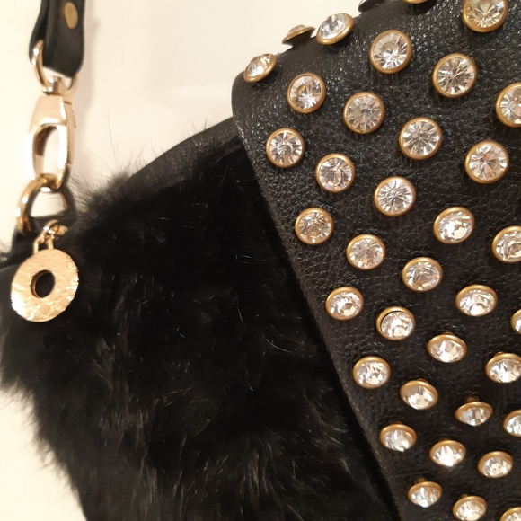 Fabulous Blinged out Fur Party Night Bag - Picture 3 of 7